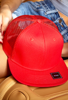 MoneyClip Trucker Snapback Cap red