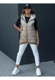 Kamizelka damska pikowana z kapturem GLITZY kamelowa Dstreet TY4444